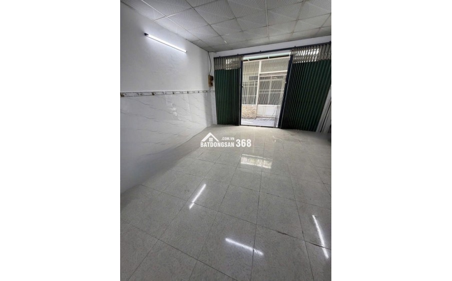 Nhà đẹp ngay Lý Thường Kiệt Q,10-Giá hơn 6 tỷ-hẻm thông nhiều đường-tiện ích xung quanh